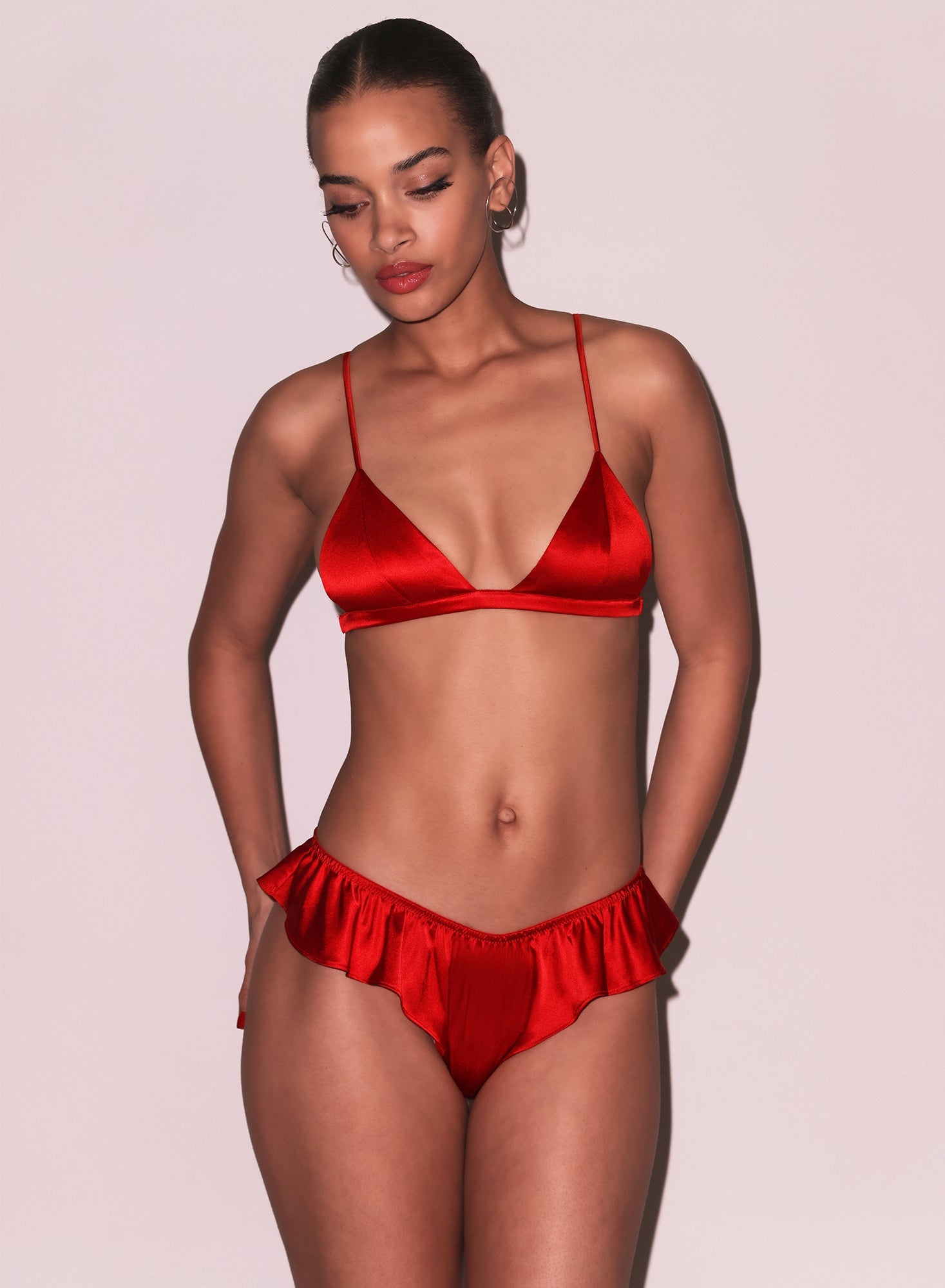 Luxe Triangle Bra Rouge